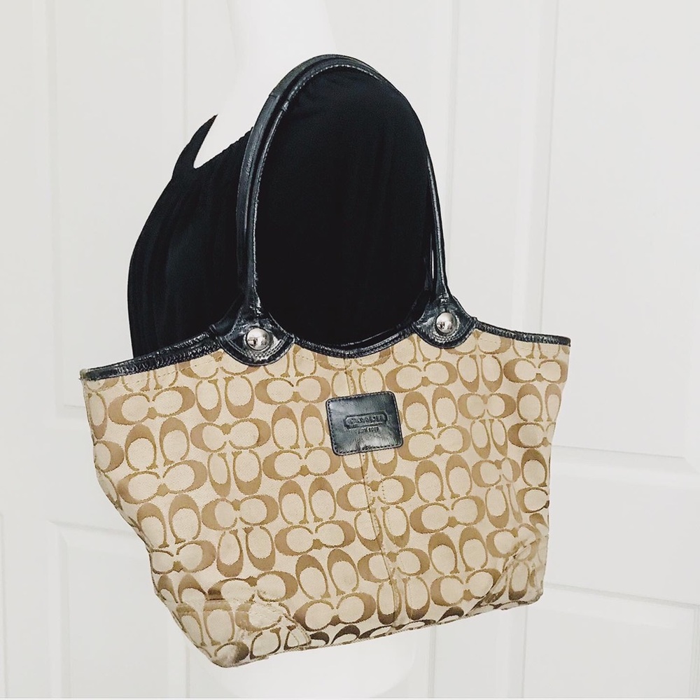 ❌SOLD❌ Coach Women’s Large purse/handbag